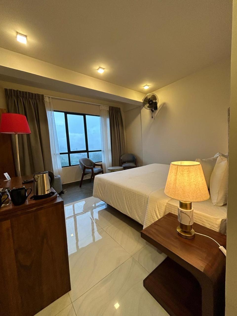 Luxor Kirindi Ella Hotel Bandarawela Buitenkant foto