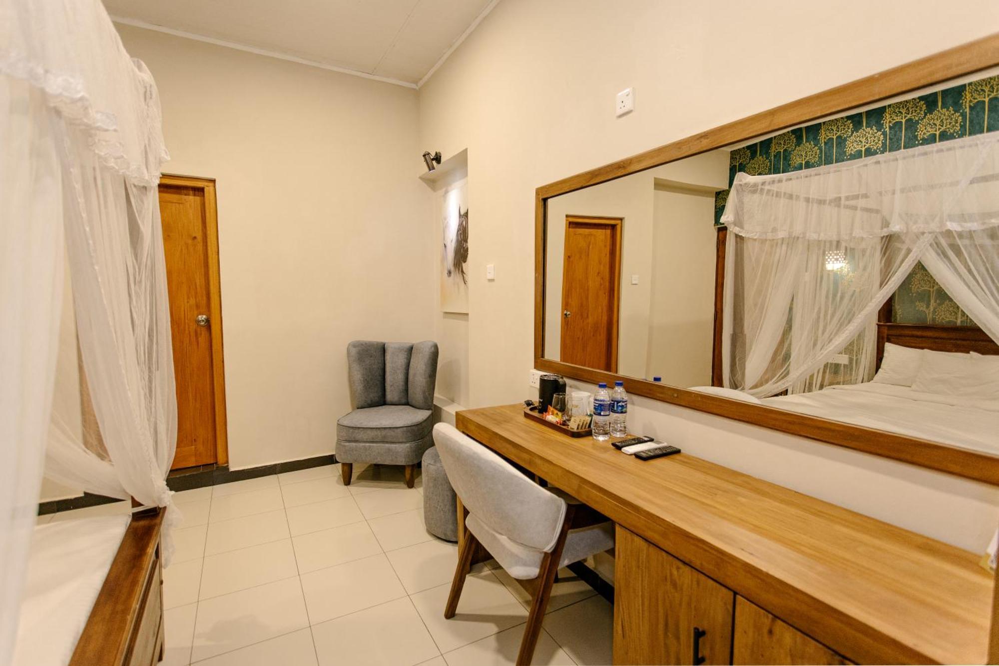 Luxor Kirindi Ella Hotel Bandarawela Buitenkant foto